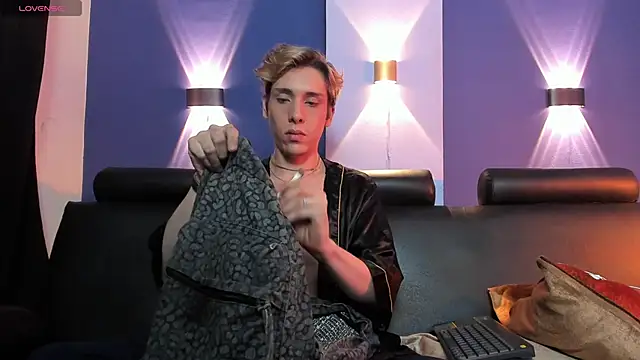 DannyParker_'s cam snapshot