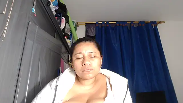 adrixxx38's cam snapshot