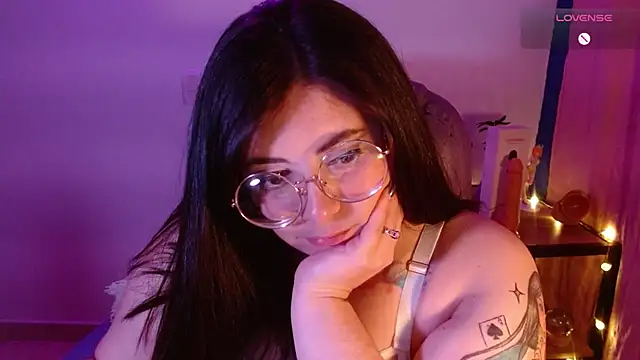 Azamy-12 live sex cam