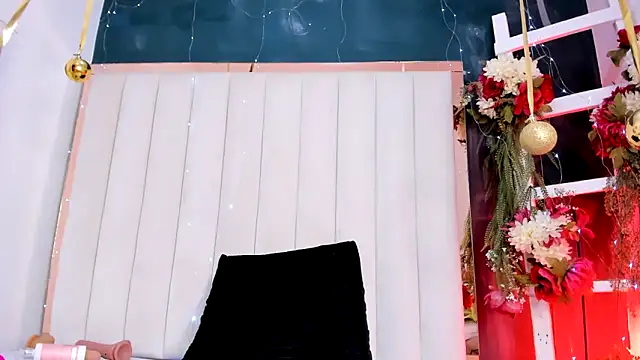 africa_holmes's cam snapshot