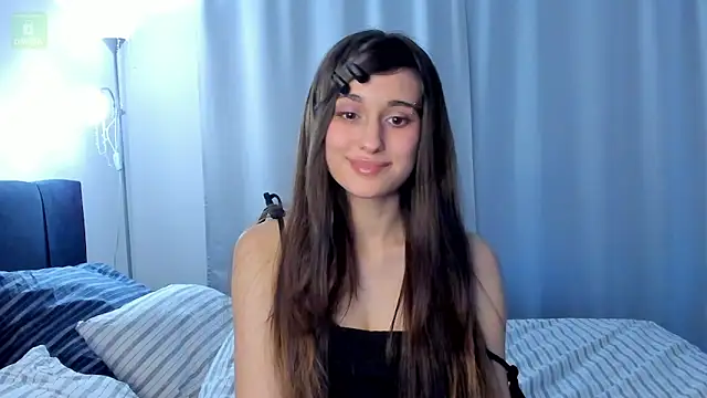 erika_hoiree live sex cam