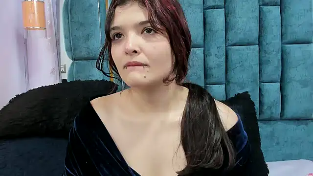 ARTEMISAKIM live sex cam