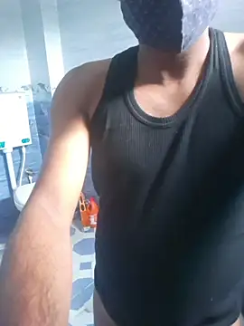 Itsdesi_boy live sex cam