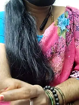Tamilrojanew live sex cam