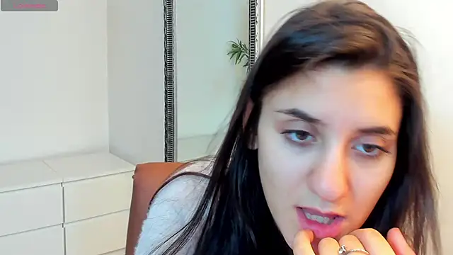 bad_dora's cam snapshot