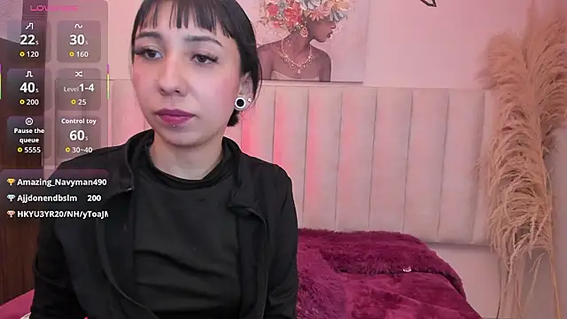 Isabella_Crofts's cam snapshot