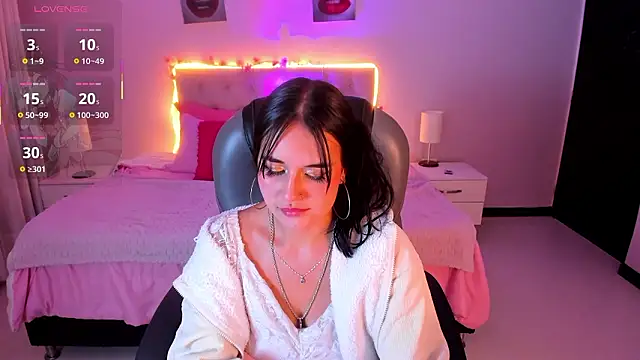 Charlotte_rider_'s cam snapshot