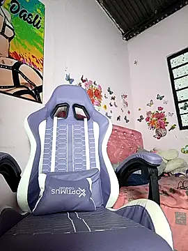 DaslyTsRoze live sex cam