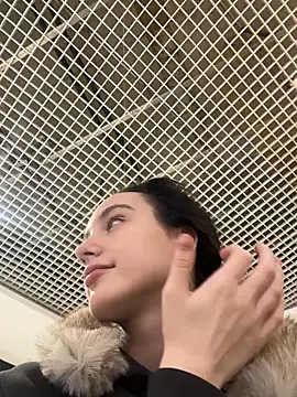 MiaTee's cam snapshot