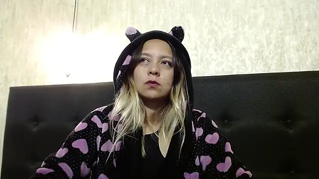 sami_1_8's cam snapshot