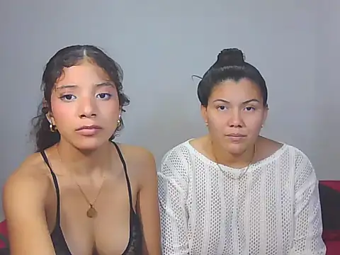 Helena-Paola's cam snapshot