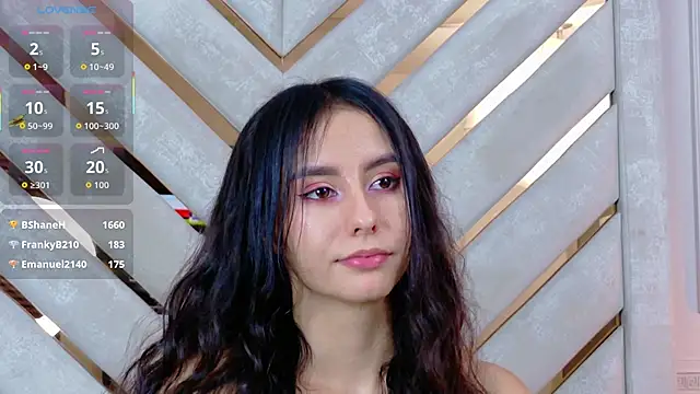 Sarah-Grace's cam snapshot