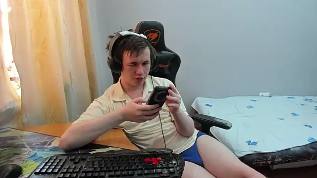 iliaskrislove live sex cam