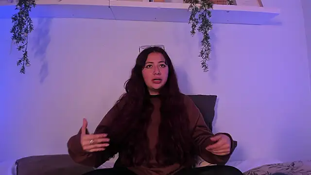 Nicolle_Evanss_'s cam snapshot