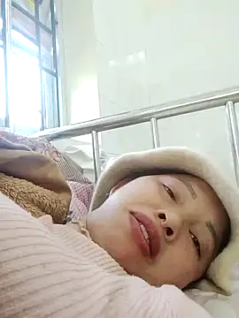 TRIEUTRIEU20's cam snapshot