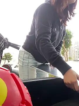 Liliya-77 live sex cam