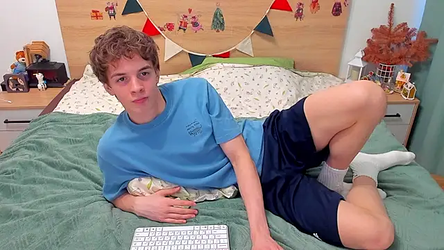 Fandi_777 live sex cam