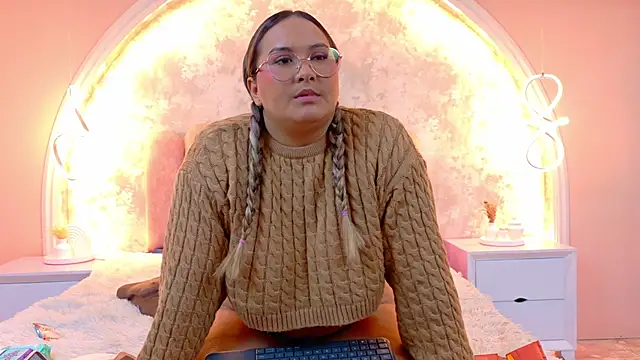 MiaLaurents's cam snapshot