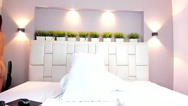 LunnaBlake's cam snapshot