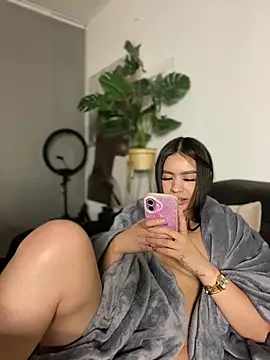 Karina16_pink's cam snapshot