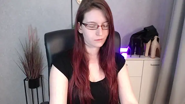 emmaxDelight's cam snapshot