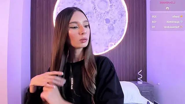 IvannaVolk_'s cam snapshot