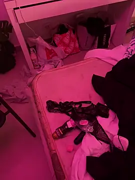 Chaniita's cam snapshot