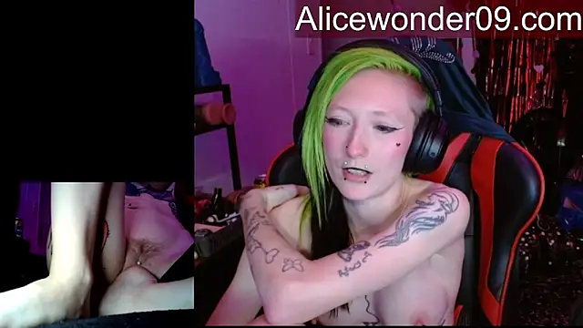 alicewonder09's cam snapshot