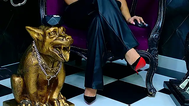 FinDomKaya's cam snapshot