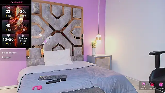 Zamira_Taylor's cam snapshot