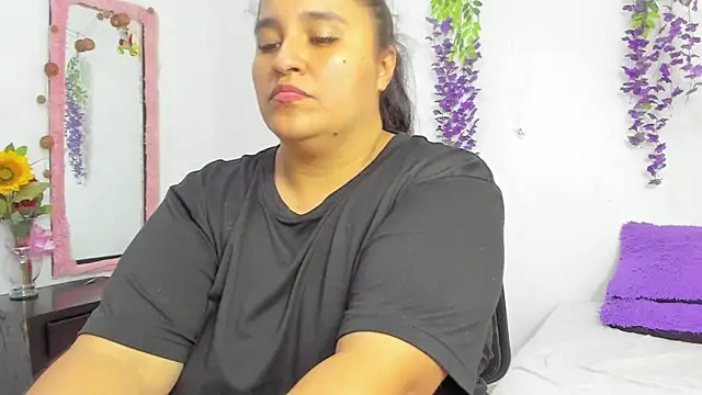 _1Zoey's cam snapshot