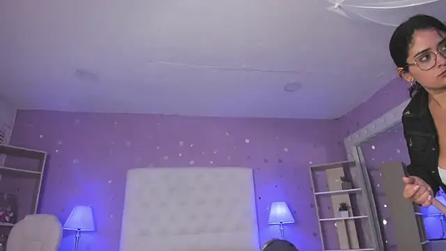 scarlette_15_'s cam snapshot