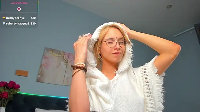 Ameli_Shell's cam snapshot