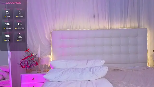 Monica_Leen's cam snapshot