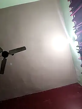 Eshwari_Chopra's cam snapshot