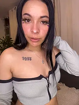 cristal__violetaa's cam snapshot