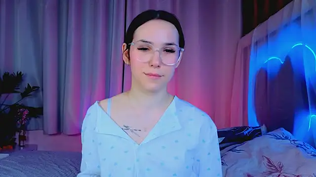 -CindyLou's cam snapshot