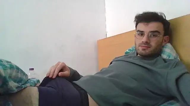 Men_use_me_for_pleasure's cam snapshot