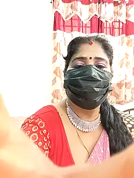 tamil-aunt's cam snapshot