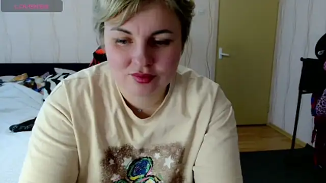 Mari_77777's cam snapshot