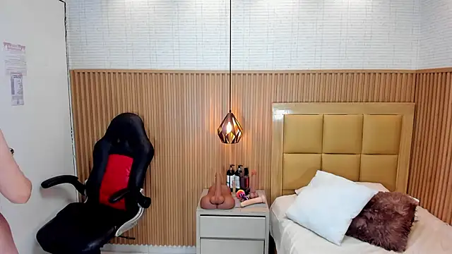 LOLAMAXI's cam snapshot