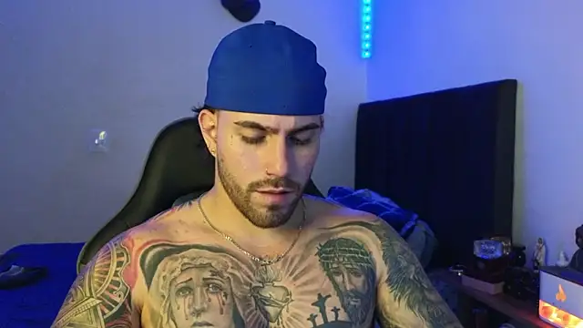 Ades_Lowe's cam snapshot