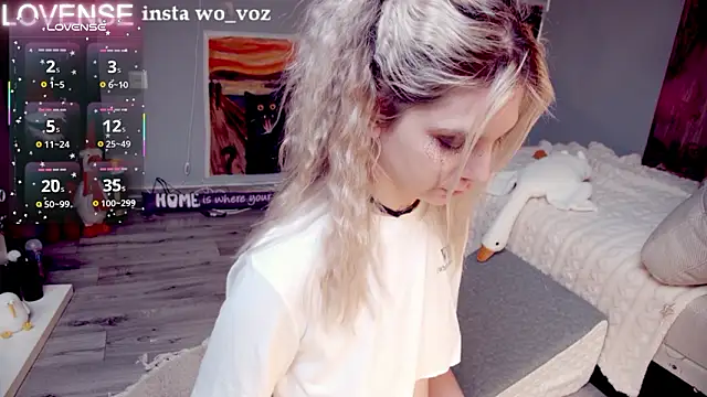 Careful_i_bite live sex cam