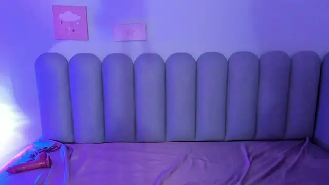 curvy_rousi live sex cam