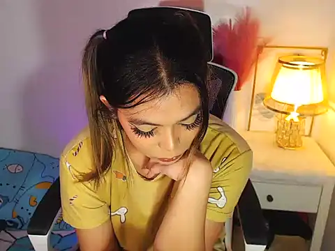 MajesticKitana live sex cam