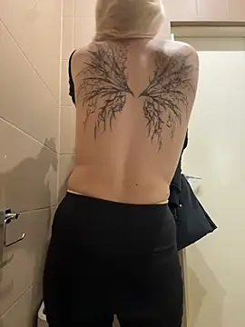 Milkyy_wway live sex cam