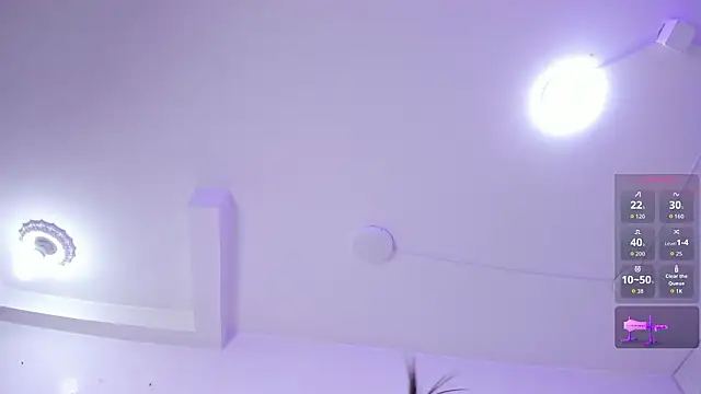 megan_rous_'s cam snapshot