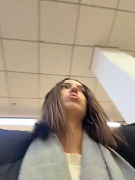 DollyTall live sex cam