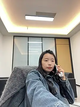 Qrooo's cam snapshot