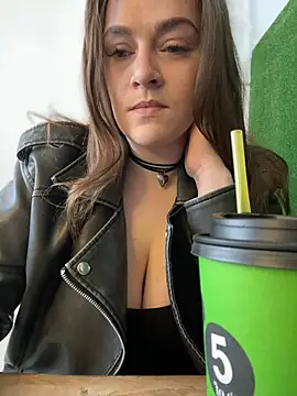 CrazyTori's cam snapshot